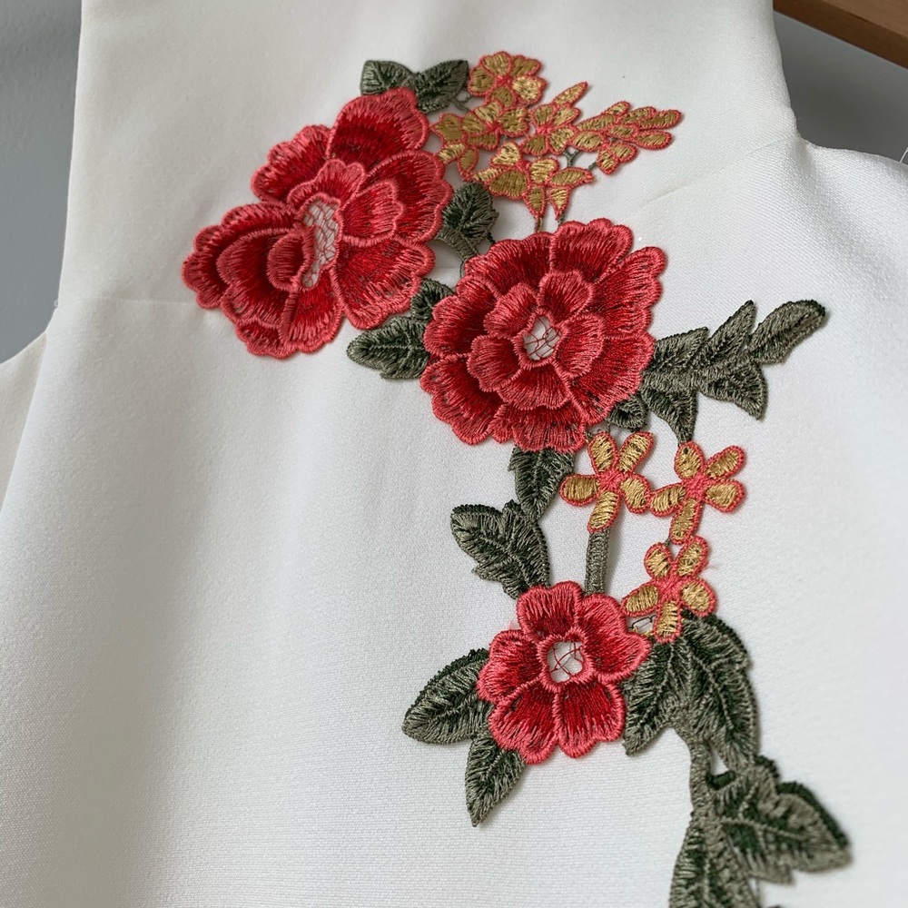 Embroidered Mini Shift Dress - Picture 4 of 8